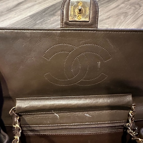 Authentic Chanel 2.55 crossbody! - Picture 3 of 6